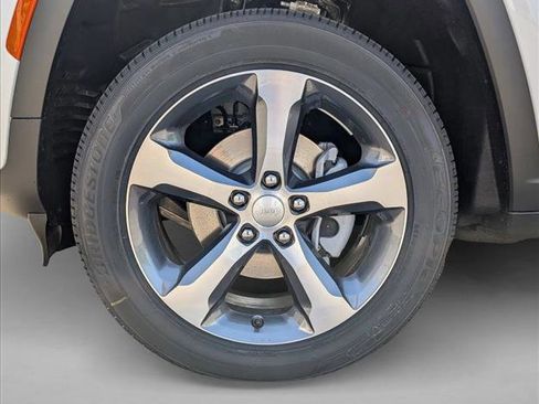New 2026 Jeep Grand Cherokee Limited AWD/4WD image 10