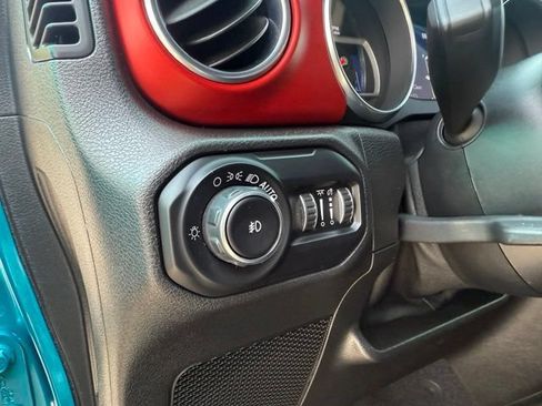 Used 2020 Jeep Wrangler Unlimited Rubicon AWD/4WD image 34