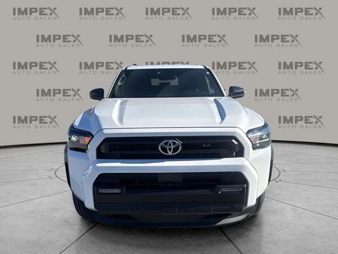 Used 2025 Toyota 4Runner SR5 image 8