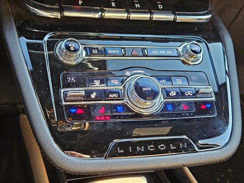 Used 2020 Lincoln Corsair Reserve w/ Elements Package image 12