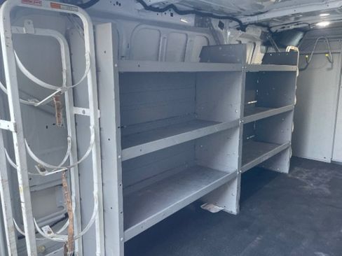 Used 2021 Ford Transit 250 Low Roof RWD image 20