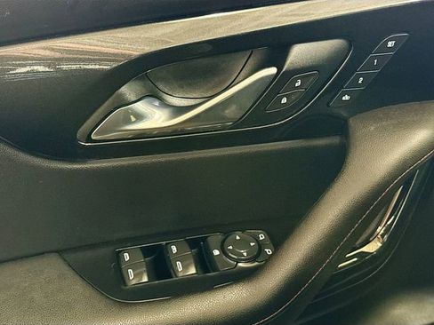 Used 2021 Chevrolet Blazer RS w/ Enhanced Convenience Package FWD image 19