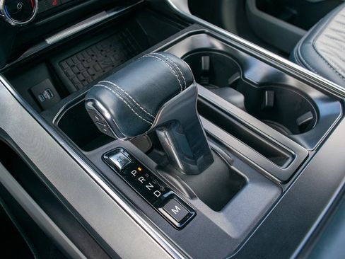 Used 2023 Ford F150 Limited image 22