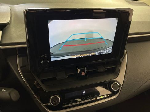 Used 2023 Toyota Corolla LE image 28