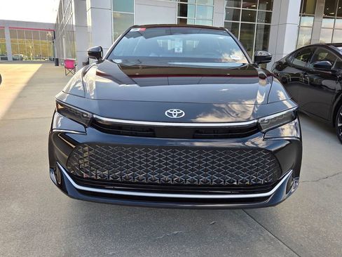 New 2026 Toyota Crown Limited image 2