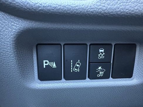 Used 2017 Honda Pilot Touring image 40