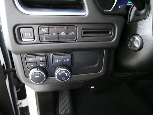 Certified 2021 Chevrolet Tahoe RST w/ Luxury Package AWD/4WD image 26
