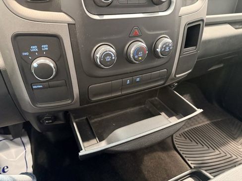 Used 2014 RAM 1500 Express image 28