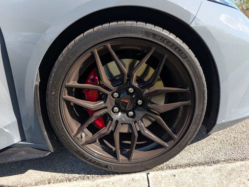 Used 2025 Chevrolet Corvette Z06 image 31