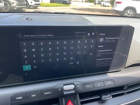 Used 2025 Kia K4 LXS image 18