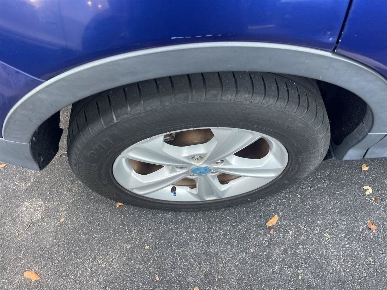 Used 2013 Ford Escape SE FWD image 10