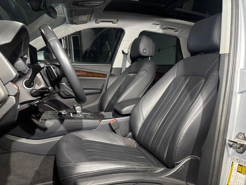 Used 2018 Audi Q5 2.0T Premium w/ Convenience Package image 9