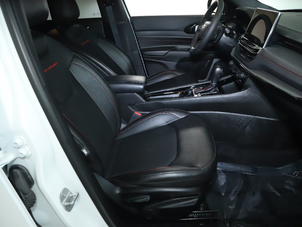 Used 2025 Jeep Compass Trailhawk AWD/4WD image 33