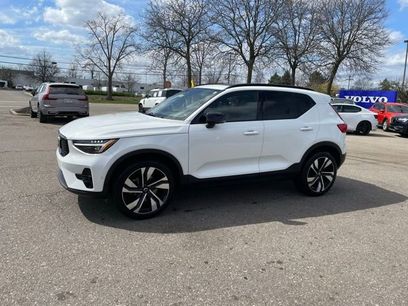 Used 2025 Volvo XC40 B5 Plus w/ Protection Package Premier
