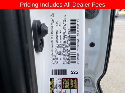 Used 2023 Toyota Tacoma SR AWD/4WD image 35