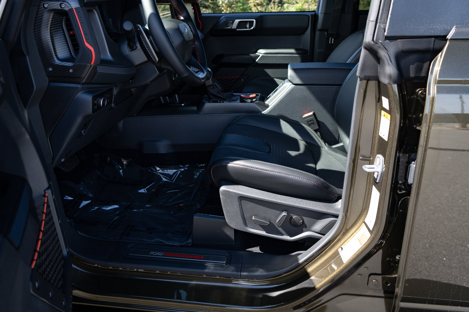 New 2026 Ford Bronco Raptor w/ Interior Carbon Fiber Pack AWD/4WD image 37