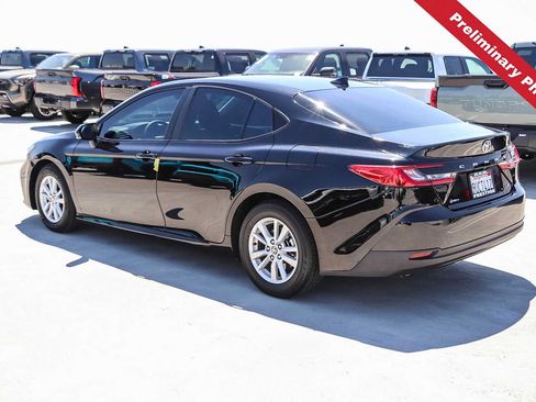 Used 2025 Toyota Camry LE w/ Convenience Package FWD image 8