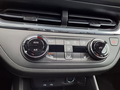 New 2026 Buick Envista Preferred image 5