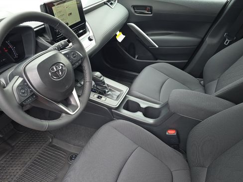 New 2026 Toyota Corolla Cross LE w/ Cold Weather Package AWD/4WD image 8