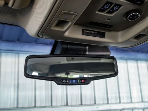 Used 2020 GMC Yukon Denali w/ Denali Ultimate Package image 24