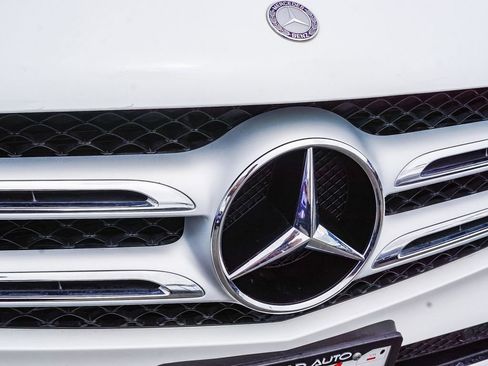Used 2017 Mercedes-Benz GLC 300 image 11
