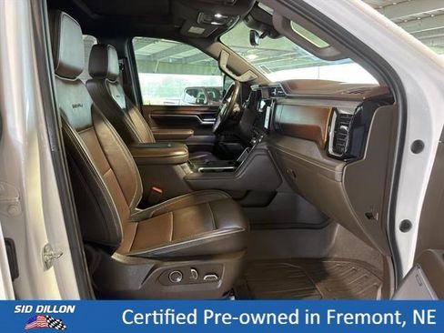 Used 2024 GMC Sierra 2500 Denali w/ Denali Reserve Package AWD/4WD image 17