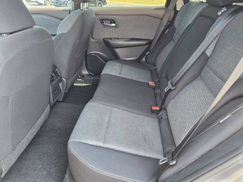 Used 2023 Nissan Rogue SV AWD/4WD image 37