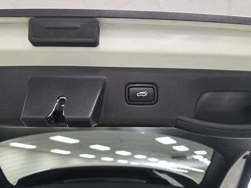 Used 2022 Hyundai Tucson Limited AWD/4WD image 12