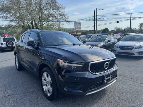 Used 2020 Volvo XC40 T5 Momentum AWD/4WD image 12