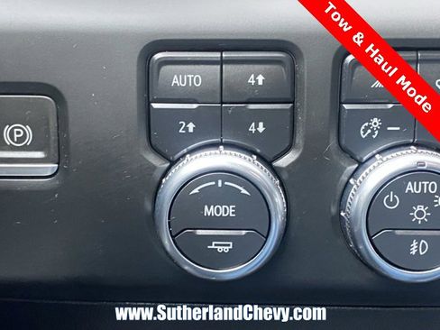 Used 2024 GMC Sierra 2500 Denali w/ Denali Reserve Package image 37