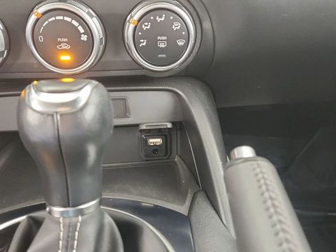 Used 2018 FIAT 124 Spider Classica image 17