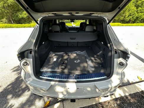 New 2026 Porsche Cayenne Turbo image 21