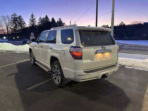 Used 2022 Toyota 4Runner Limited image 5