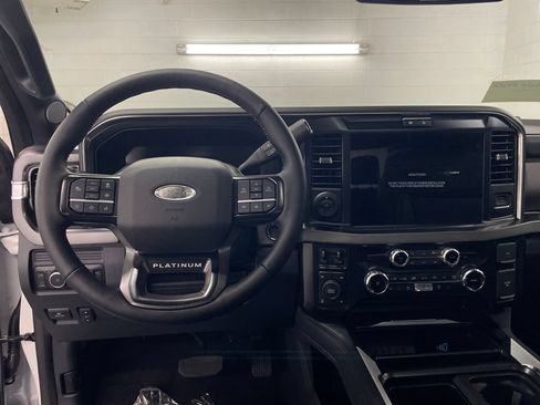 New 2026 Ford F350 Platinum w/ FX4 Off-Road Package AWD/4WD image 7