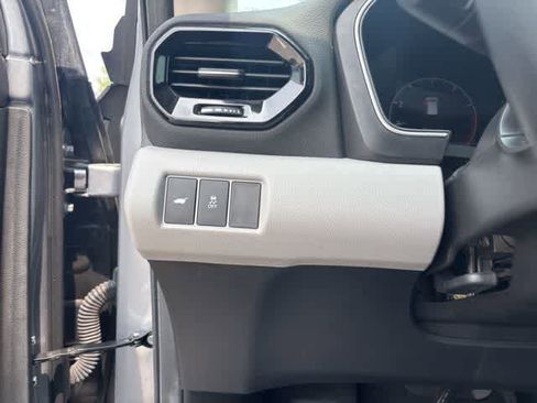 Used 2025 Honda Pilot EX-L image 10