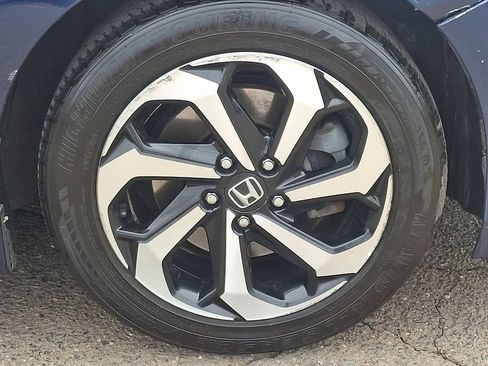 Used 2016 Honda Accord Sport image 9