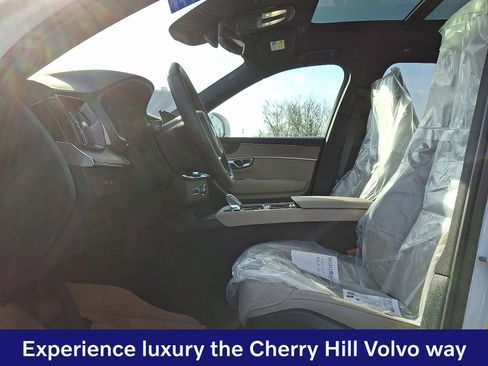 New 2026 Volvo XC90 T8 Plus w/ Protection Package Premier AWD/4WD image 9