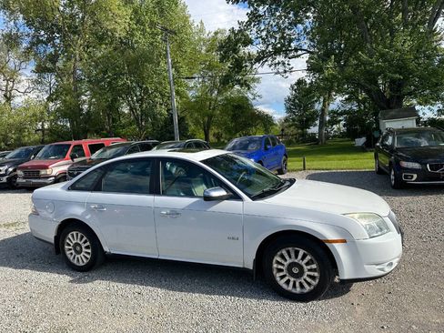 Used 2008 Mercury Sable AWD Sedan image 4