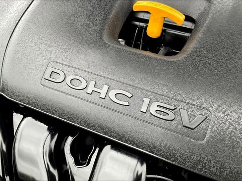 Used 2019 Hyundai Elantra SE image 34