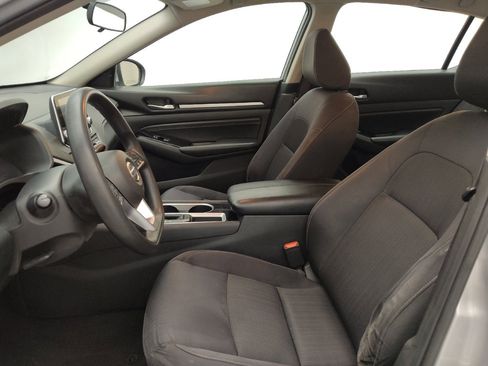 Used 2021 Nissan Altima 2.5 SV FWD image 17