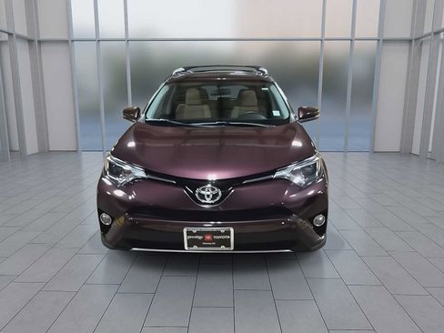 Used 2016 Toyota RAV4 XLE AWD/4WD image 3