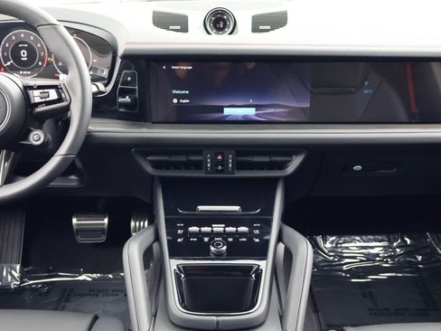 New 2026 Porsche Cayenne GTS AWD/4WD image 20