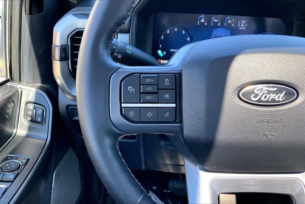 Used 2025 Ford F150 Lariat w/ Equipment Group 501A Mid AWD/4WD image 16