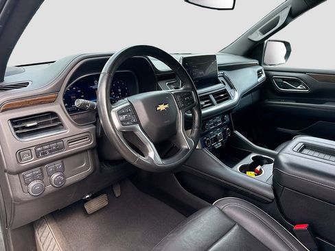 Used 2023 Chevrolet Tahoe Premier AWD/4WD image 10