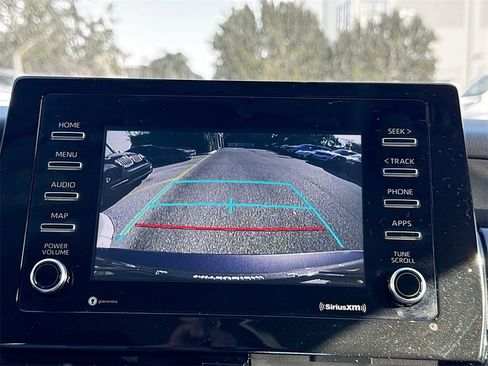 Used 2022 Toyota Camry LE image 14