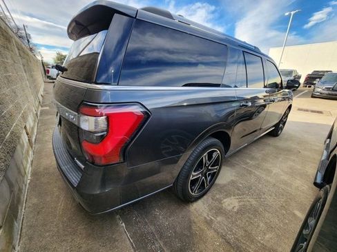 Used 2020 Ford Expedition Max Limited w/ Texas Edition Package image 4