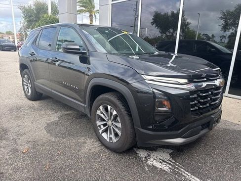 Used 2025 Chevrolet Equinox LT image 9