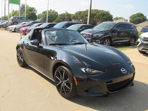 Used 2024 MAZDA MX-5 Miata RF Grand Touring image 15