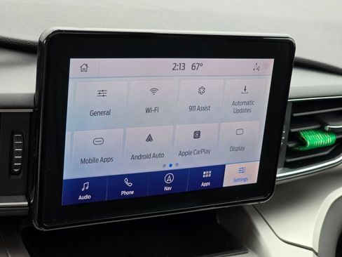 Used 2021 Ford Explorer XLT w/ Equipment Group 202A AWD/4WD image 44
