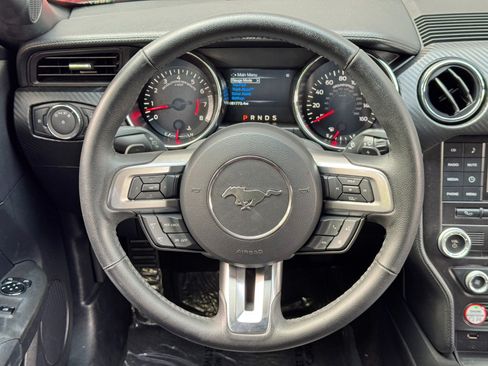 Used 2015 Ford Mustang Coupe w/ Equipment Group 051A RWD image 18